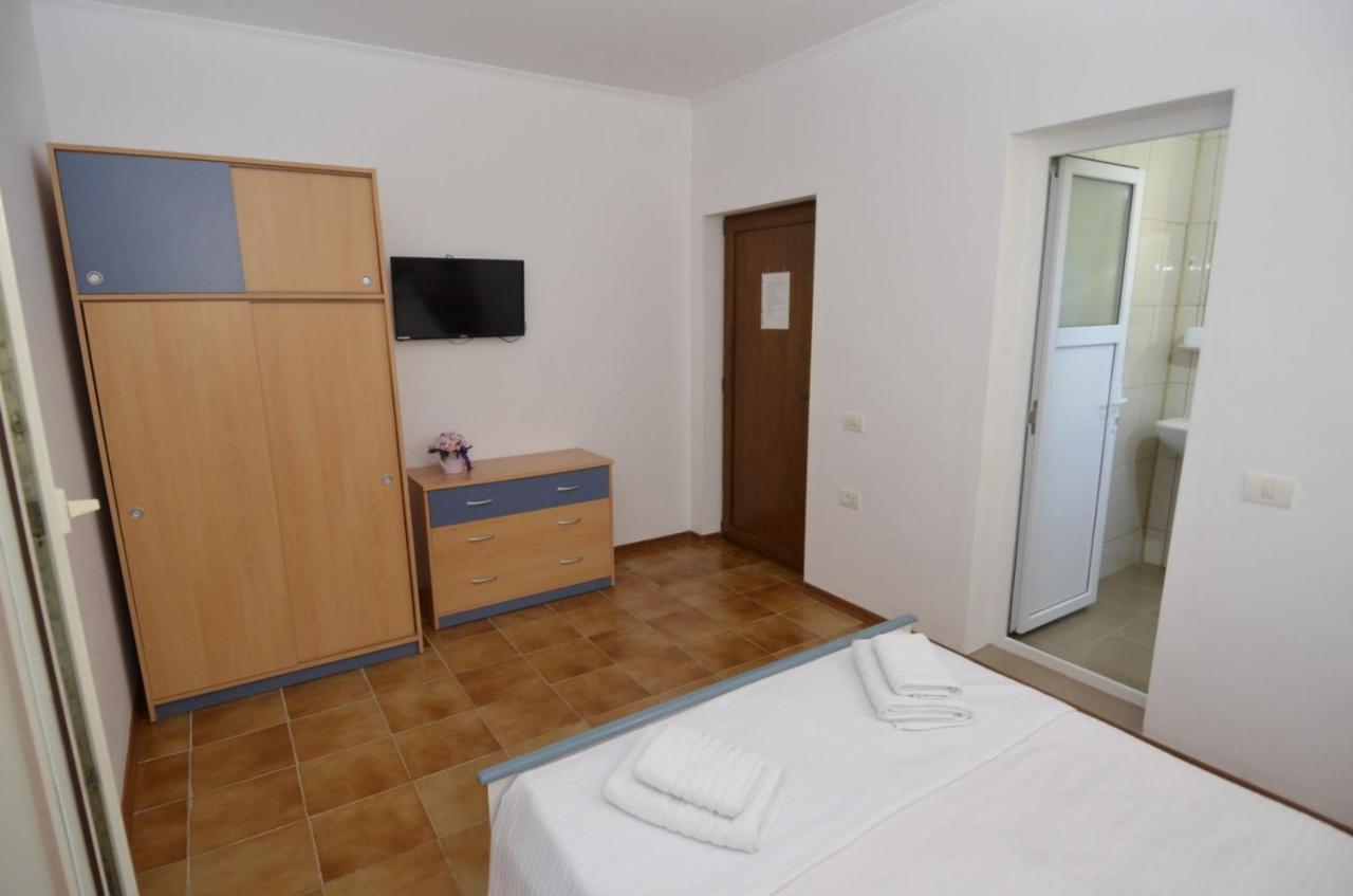 Vila Calypso Apartment Costinesti Exterior photo