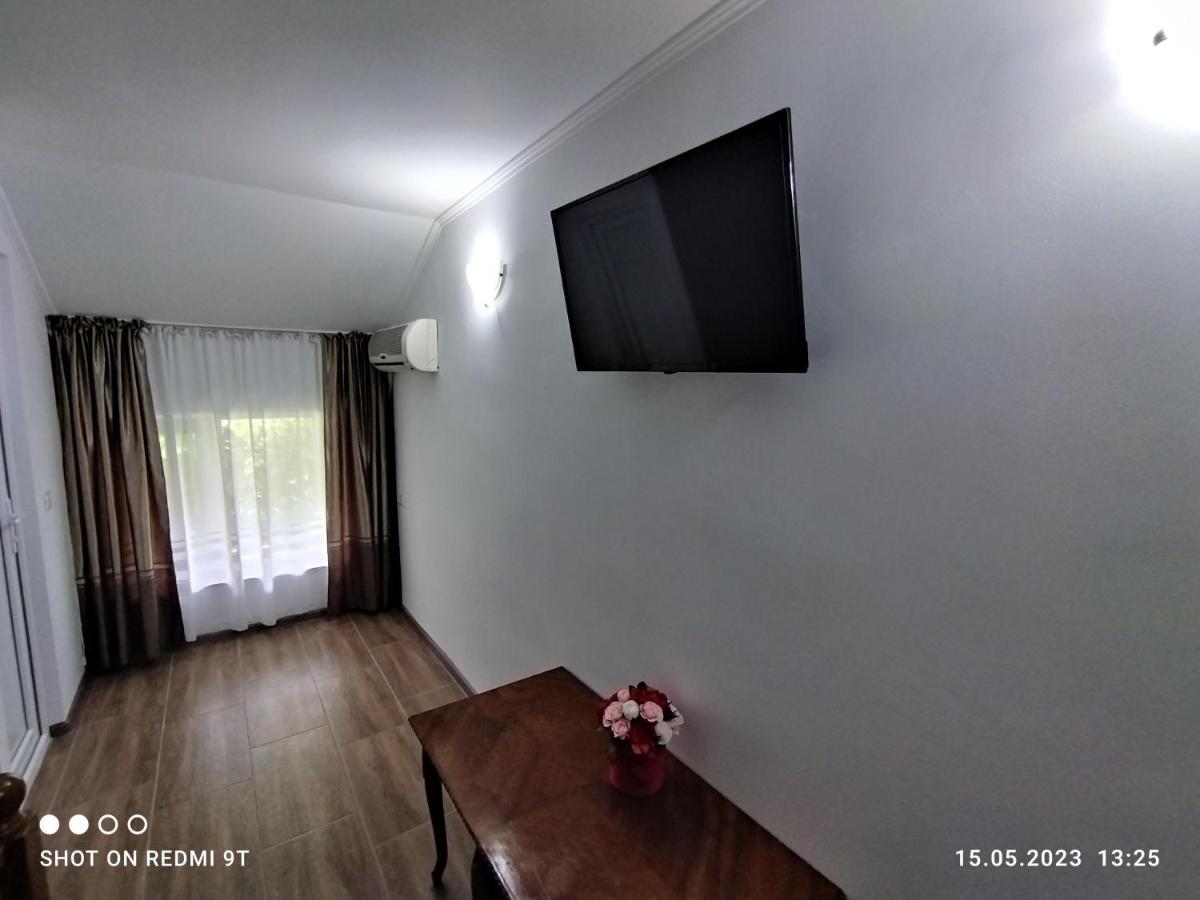 Vila Calypso Apartment Costinesti Exterior photo